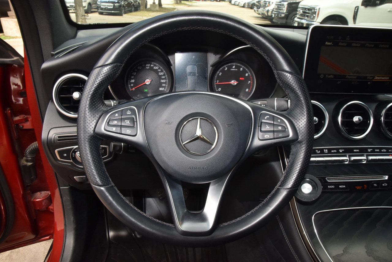 Used 2019 Mercedes-Benz GLC 300 image 22