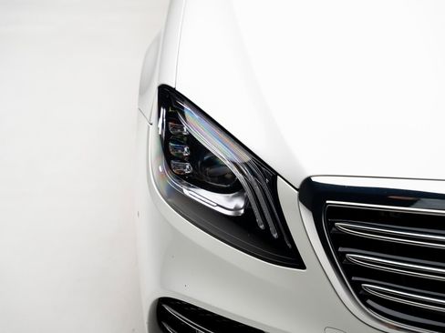 Used 2020 Mercedes-Benz S 450 Sedan image 12