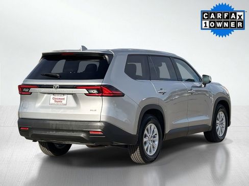 Certified 2025 Toyota Grand Highlander XLE image 8