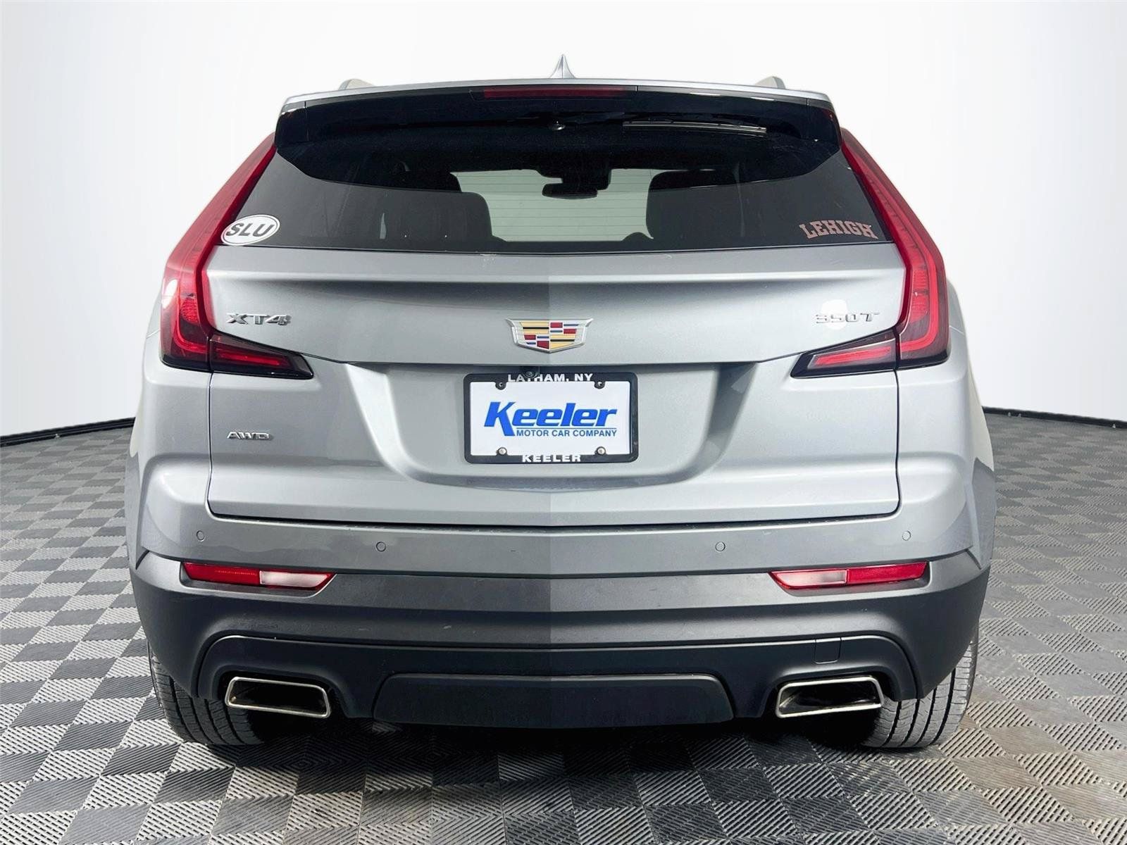 Used 2023 Cadillac XT4 Luxury w/ Cold Weather Package AWD/4WD image 5