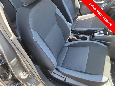 Used 2025 Nissan Versa SV w/ Trunk Package FWD image 19