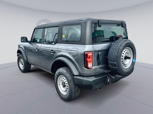 New 2025 Ford Bronco 4-Door image 4