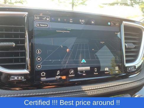 Used 2026 Chrysler Pacifica Limited w/ S Appearance Package AWD/4WD image 16