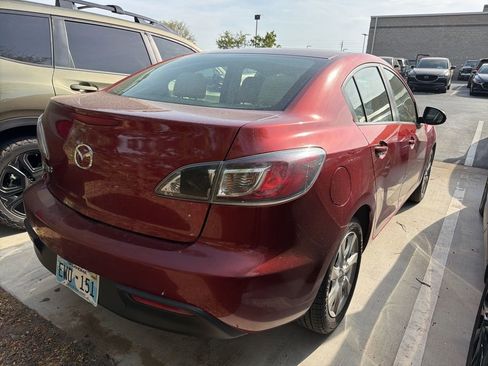 Used 2011 MAZDA MAZDA3 i Touring image 3