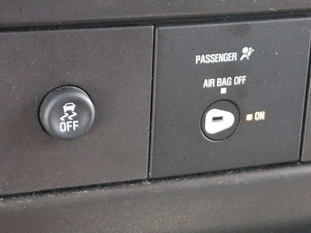 Used 2025 GMC Savana 2500 w/ Driver Convenience Package RWD image 16