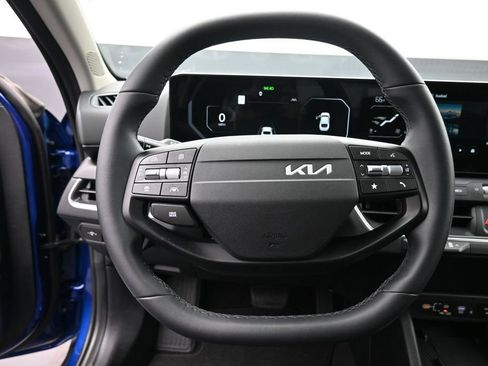 Used 2025 Kia K4 EX FWD image 9