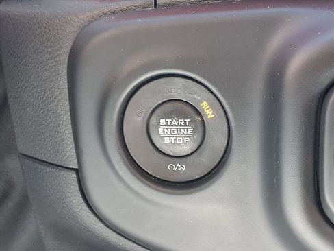 Used 2021 Jeep Gladiator Rubicon image 14