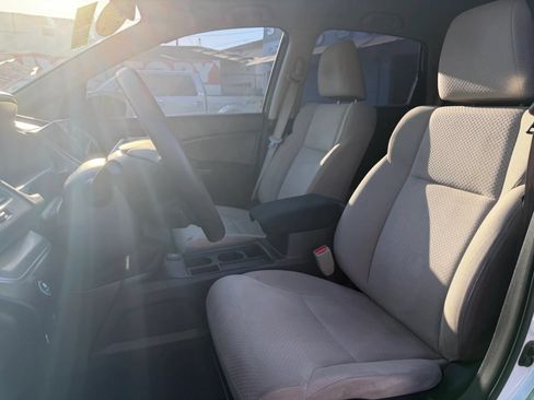 Used 2016 Honda CR-V LX image 10