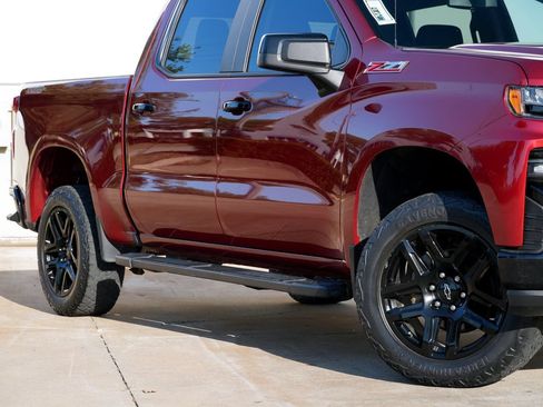 Used 2021 Chevrolet Silverado 1500 LT Trail Boss w/ Convenience Package II AWD/4WD image 18