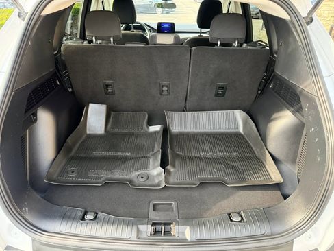 Used 2022 Ford Escape SE image 13