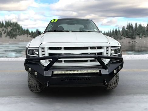 Used 2003 Ford F250 XLT AWD/4WD image 8