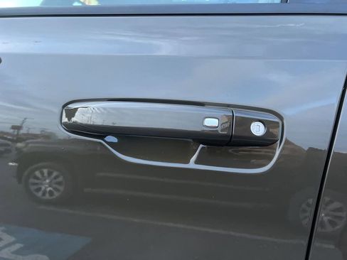 New 2025 GMC Hummer EV 2X image 11