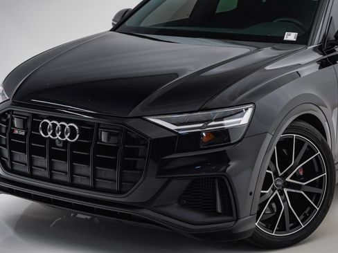 Used 2021 Audi SQ8 Premium Plus w/ SQ8 Black Optic Package AWD/4WD image 4