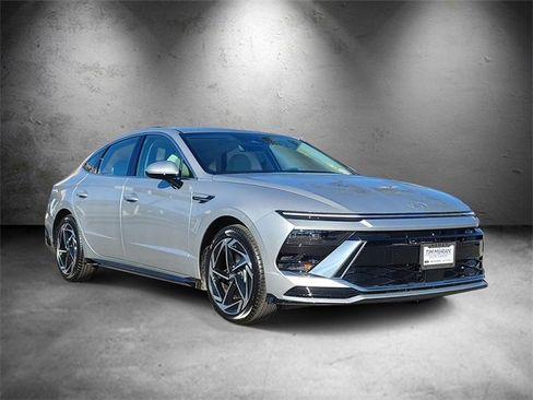 New 2026 Hyundai Sonata SEL image 2