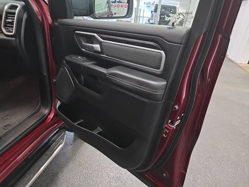 Used 2020 RAM 1500 Big Horn AWD/4WD image 18