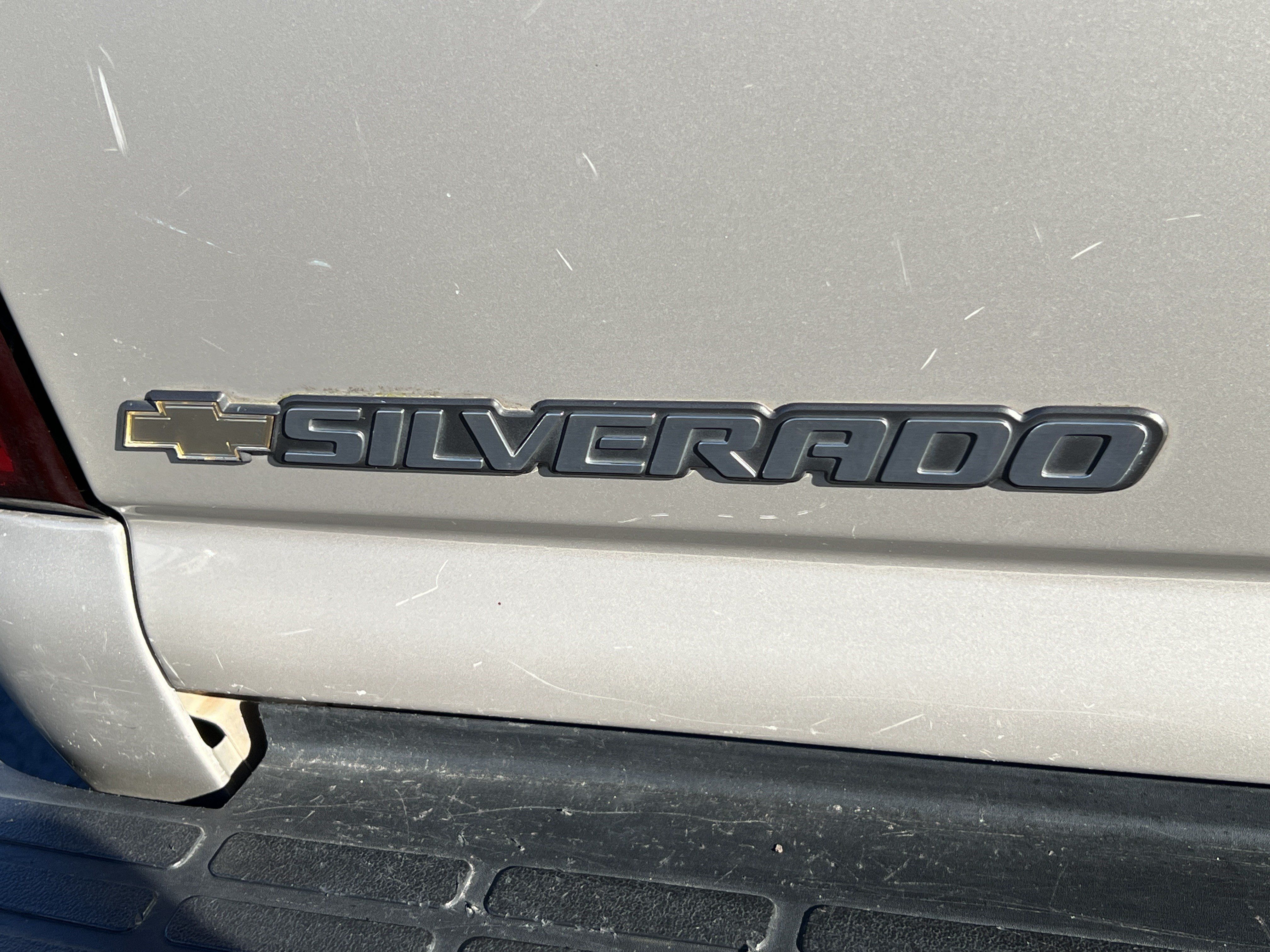 Used 2007 Chevrolet Silverado 2500 LT w/ Heavy-Duty Power Package RWD image 8