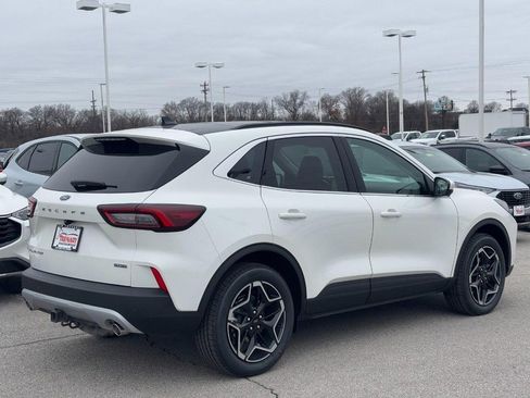 New 2026 Ford Escape Platinum w/ Premium Technology Package image 3