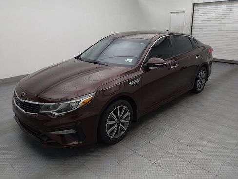 Used 2019 Kia Optima LX w/ LX 17" Wheel Package FWD image 2