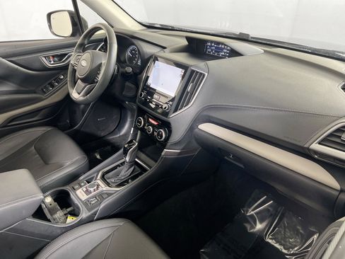 Used 2023 Subaru Forester Limited AWD/4WD image 29