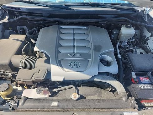 Used 2019 Toyota Land Cruiser AWD/4WD image 20