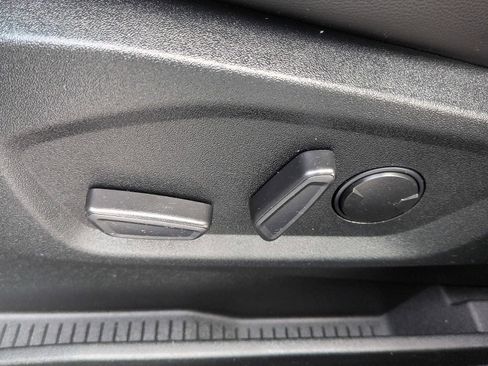 Used 2022 Ford Edge SEL w/ Convenience Package image 15