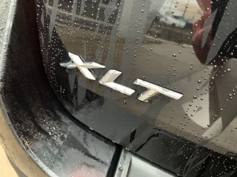 Used 2023 Ford Explorer XLT w/ Class IV Trailer Tow Package image 18