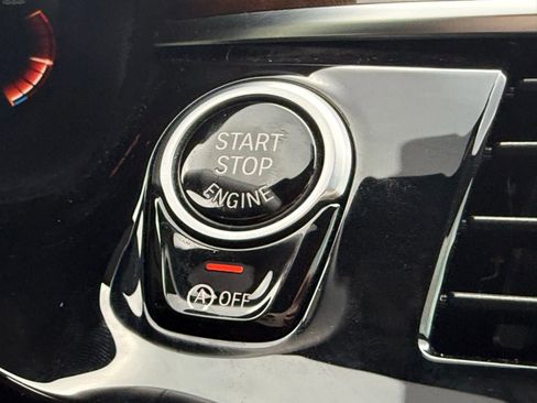 Used 2019 BMW 540i xDrive w/ Executive Package image 24