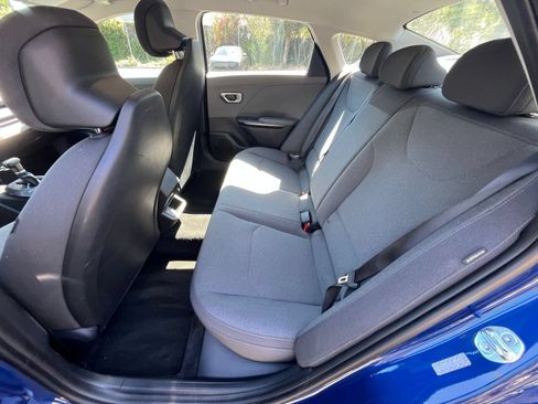 Used 2025 Kia K4 FWD image 24
