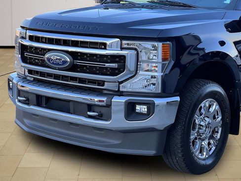 Used 2021 Ford F250 Lariat w/ Lariat Ultimate Package AWD/4WD image 42