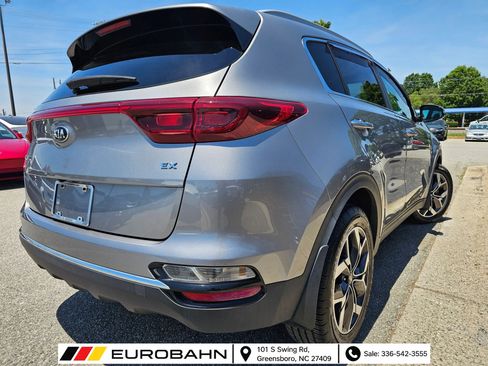 Used 2021 Kia Sportage EX FWD image 5