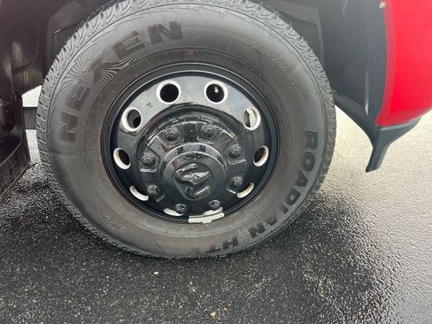 Used 2023 RAM 3500 Laramie image 13