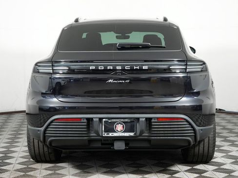 New 2026 Porsche Macan 4 Electric AWD/4WD image 6