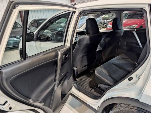 Used 2017 Toyota RAV4 LE w/ All Weather Liner Package AWD/4WD image 18