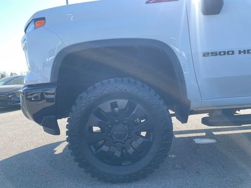Used 2024 Chevrolet Silverado 2500 Custom w/ Custom Value Package AWD/4WD image 29