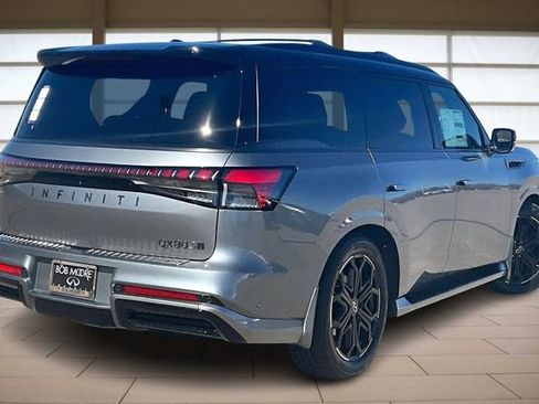 New 2026 INFINITI QX80 4WD image 2