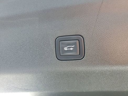 Used 2022 GMC Yukon Denali image 26