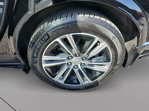 Used 2024 Cadillac Lyriq Luxury RWD image 14