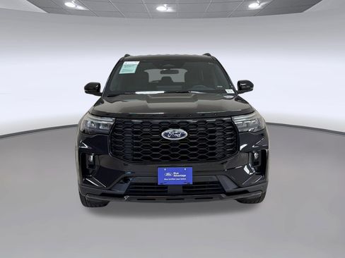 Certified 2025 Ford Explorer ST-Line w/ ST-Line Street Pack AWD/4WD image 6