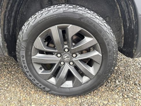 Used 2023 Honda Ridgeline Sport image 5