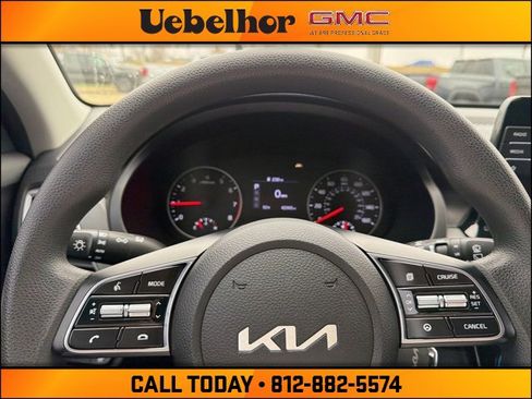 Used 2023 Kia Seltos LX image 25