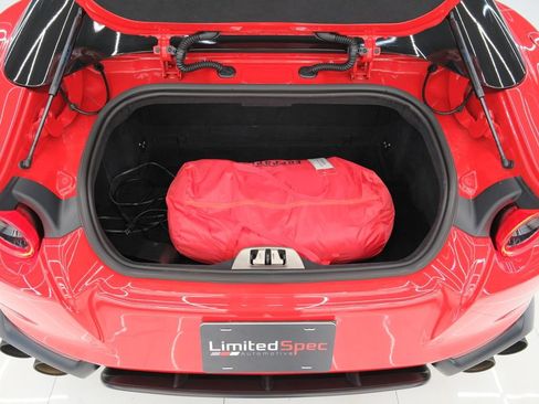 Used 2021 Ferrari 812 GTS RWD image 40