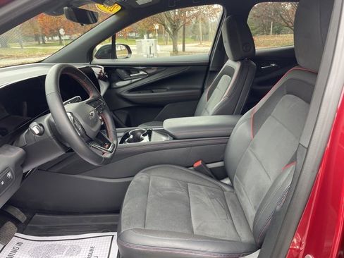 Used 2024 Chevrolet Blazer EV RS image 14