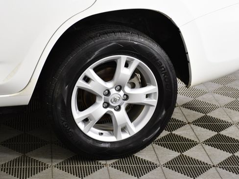 Used 2011 Toyota RAV4 2WD w/ Upgrade Value Pkg image 49