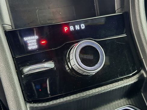 Used 2024 Jeep Grand Cherokee L Limited w/ Luxury Tech Group II image 25