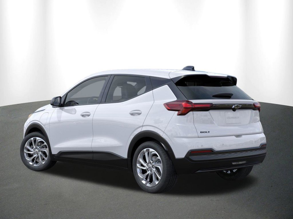 New 2027 Chevrolet Bolt LT w/ Comfort Package FWD image 4