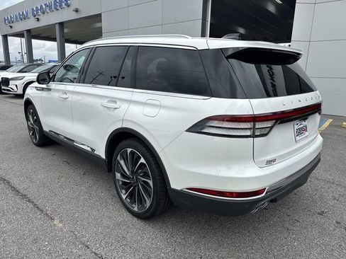New 2026 Lincoln Aviator Reserve RWD image 5