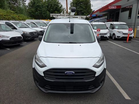 Used 2022 Ford Transit Connect XL image 2
