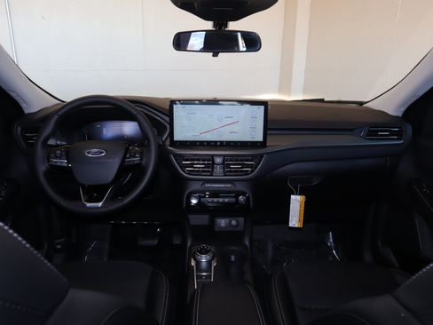 New 2025 Ford Escape SE w/ Class II Trailer Tow Package image 21