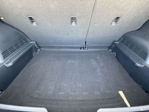 Used 2025 Kia Soul LX FWD image 25