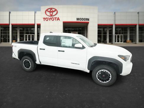 New 2026 Toyota Tacoma TRD Off-Road AWD/4WD image 28